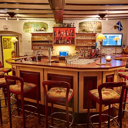 Vegan Und Restaurants Nicolay 1881 호텔 3*