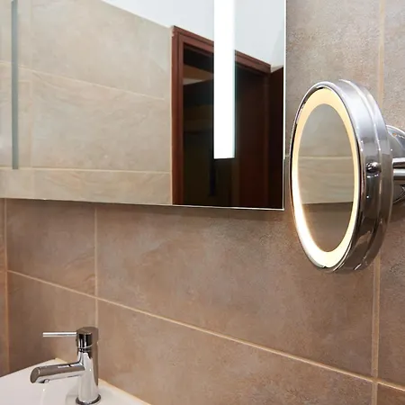 Vegan Und Restaurants Nicolay 1881 호텔